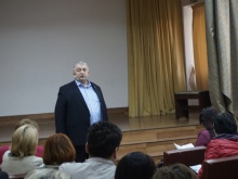 Презентация программы "Бесплатное обучение в государственных университетах Греции" на родительском собрании 10-х классов в средней школе № 211  с углубленным изучением английского языка (г.Киев)