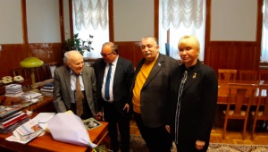 Привітання президента НАН України академіка Патона Б.Є